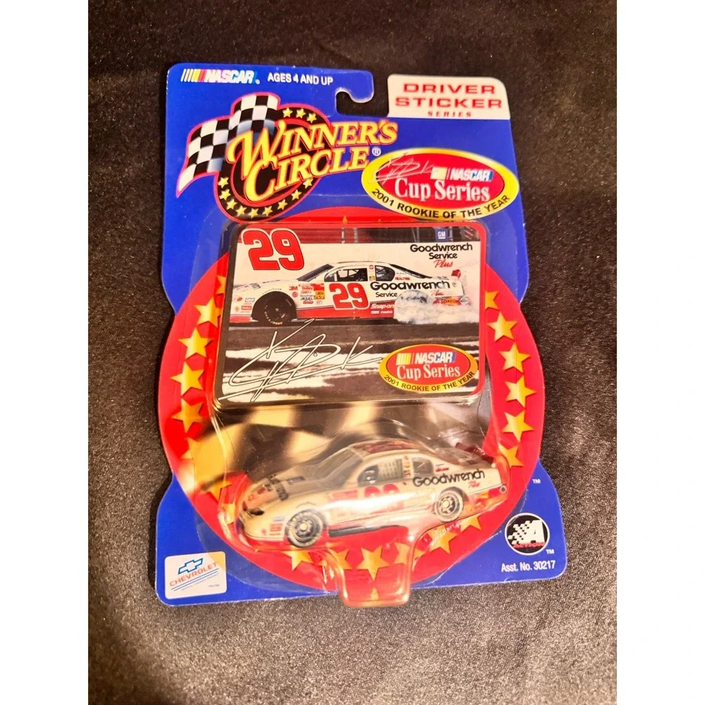 Jeff Gordon Kevin Harvick Alan Kulwicki Winners Circle NASCAR 1:64 Lot